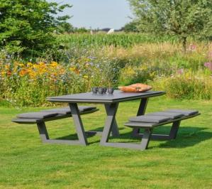 Lotus Picnic Table